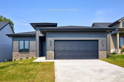 2621 Hawes Ln, Waukee, IA, 50263-6505 | Card Image