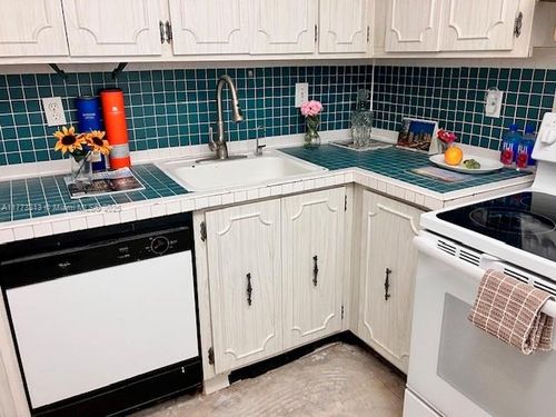 apt-207-6700 Cypress Rd, Plantation, FL, 33317-3036 | Card Image
