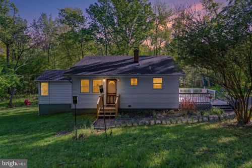 673 Creek Rd, FRONT ROYAL, VA, 22630-5831 | Card Image
