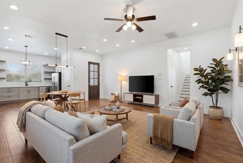 a-b-3034 Wayne St, Houston, TX, 77026-5951 | Card Image