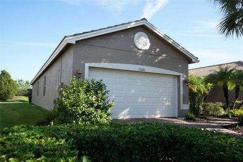114-15628 Aurora Lake Cir, WIMAUMA, FL, 33598-4059 | Card Image