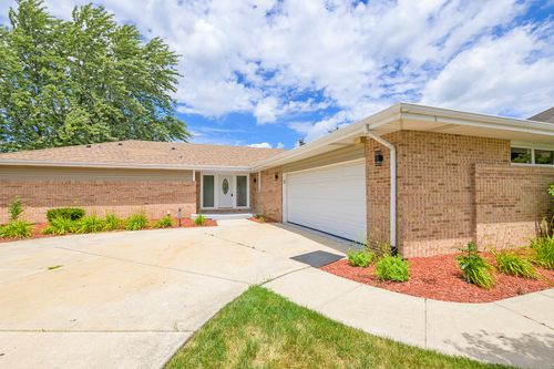 9836 W Circle Pkwy, Palos Park, IL, 60464-1633 | Card Image