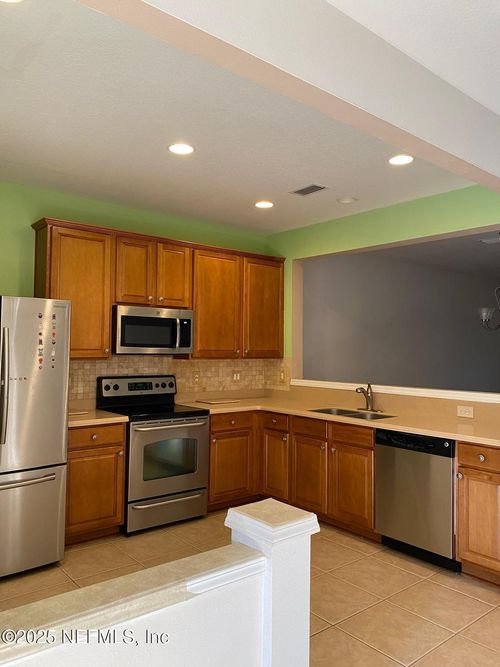 4204 Crownwood Dr, Jacksonville, FL, 32216-3609 | Card Image