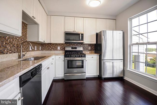 APT-302 - 13390 Spofford Rd, Condo with 2 bedrooms, 3 bathrooms and null parking in HERNDON VA | Image 4