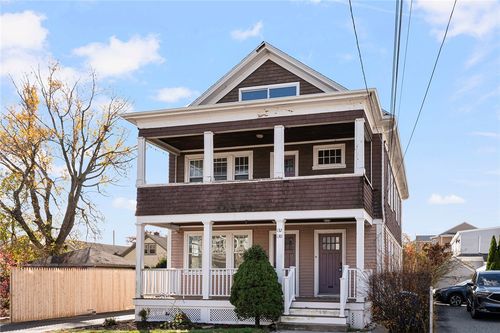 130 Wollaston St, Cranston, RI, 02910-2729 | Card Image