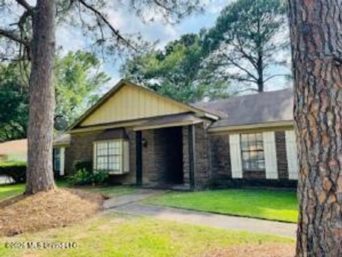 5055 Romany Drive, Jackson, MS, 39211 | Card Image
