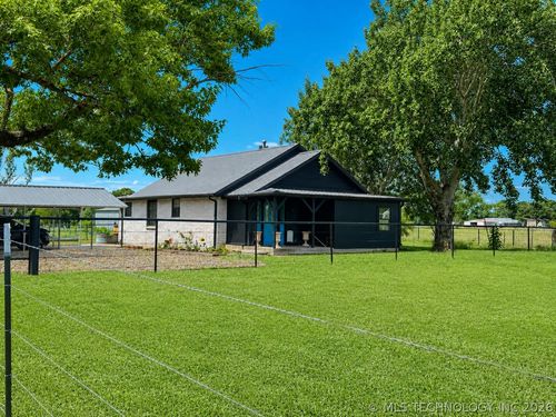 3702 E Wise Rd, McAlester, OK, 74501-2549 | Card Image