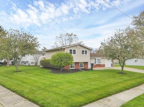 3667 Sheldon Pl, Grove City, OH, 43123-2353 | Card Image