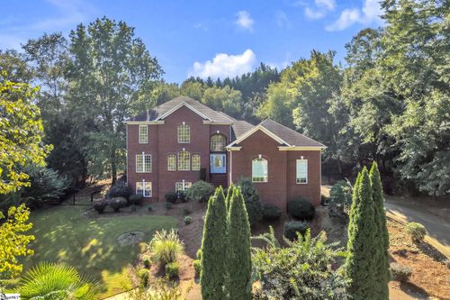 643 Mount Vernon Ln, Duncan, SC, 29334-8711 | Card Image