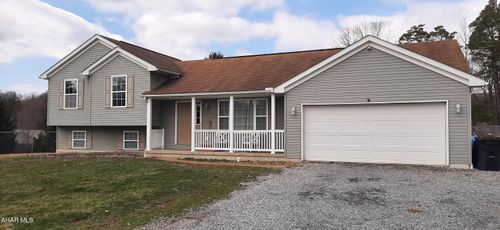 2925 William Penn Ave, Johnstown, PA, 15909-3716 | Card Image