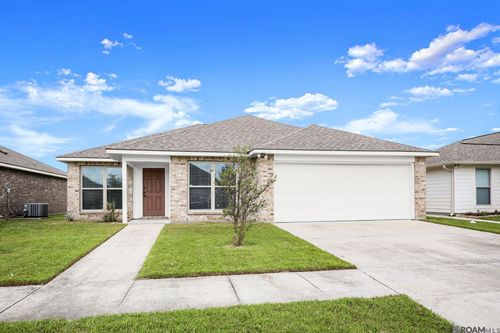 1482 Meadow Crossing Dr, Gonzales, LA, 70737-4033 | Card Image