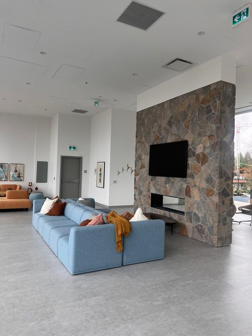 3211-13675 107a Ave, Surrey, BC, V3T2H2 | Card Image