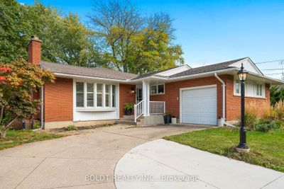 21 Elm Ridge Dr, House other with 2 bedrooms, 3 bathrooms and 4 parking in Saint Catharines ON | Image 1