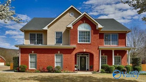 129 Cannes Dr Se, Brownsboro, AL, 35741-9117 | Card Image