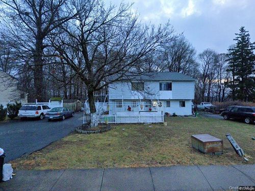 22 Slinn Ave, Spring Valley, NY, 10977-4224 | Card Image