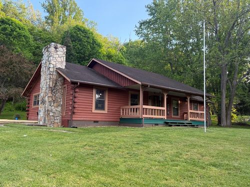 18466 Governor G C Peery Hwy, Pounding Mill, VA, 24637-3816 | Card Image