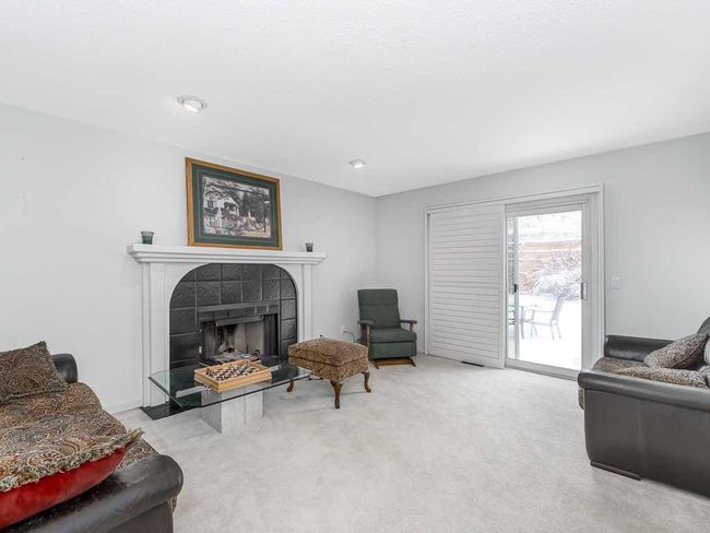 208 Millbank Road Sw, Home with 3 bedrooms, 2 bathrooms and 4 parking in Calgary AB | Image 6