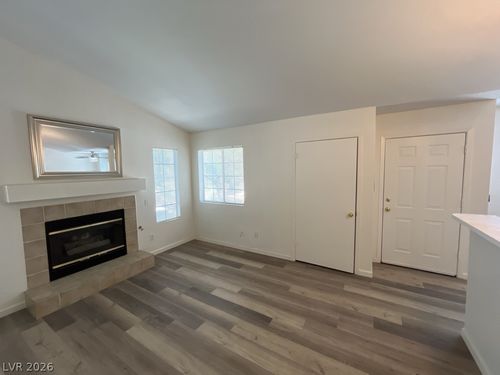 d-4623 Krissylouise Way, Las Vegas, NV, 89121-7615 | Card Image
