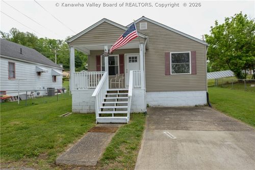 1004 Ellis Rd, Saint Albans, WV, 25177-3701 | Card Image