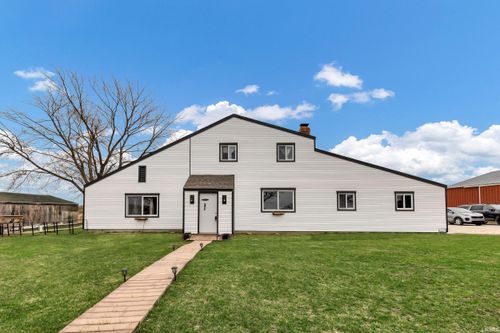 7655 N 250 E Road, Howe, IN, 46746 | Card Image