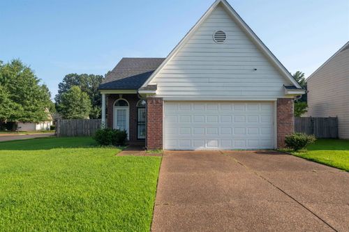 10241 Cottage Oaks Cv, Cordova, TN, 38016-0347 | Card Image