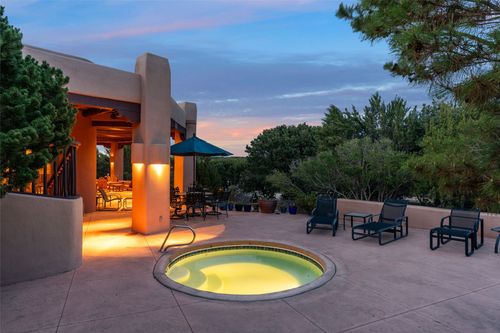 71 Sierra Rosa Loop, Santa Fe, NM, 87506-0118 | Card Image