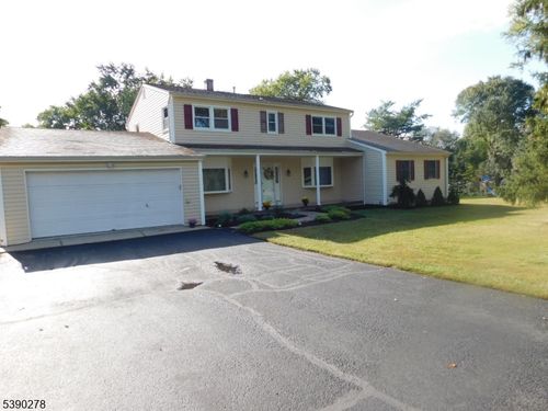 825 Parsonage Hill Rd, Branchburg, NJ, 08876-3819 | Card Image