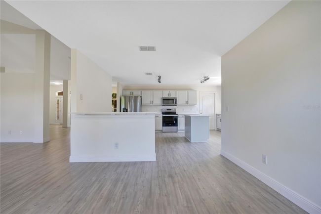 1375 Willow Wind Dr, House other with 4 bedrooms, 3 bathrooms and null parking in Clermont FL | Image 10