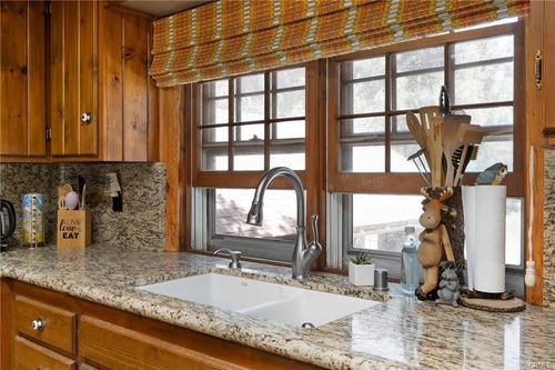 2712 Tirol Dr, Frazier Park, CA, 93225-9553 | Card Image