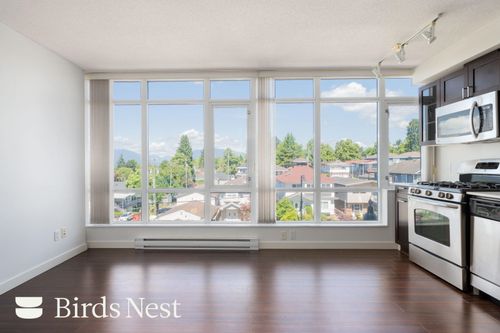 308-4818 Eldorado Mews, Vancouver, BC, V5R0B3 | Card Image