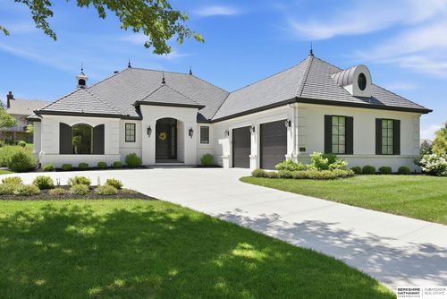 844 N 143rd Plaza, Omaha, NE, 68154 | Card Image