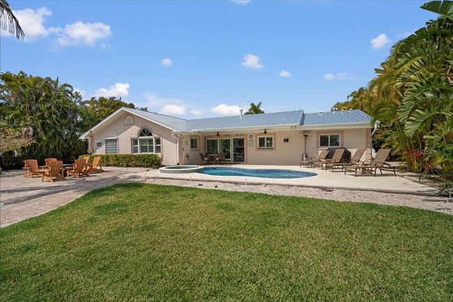 519 74 Th St, House other with 3 bedrooms, 3 bathrooms and null parking in HOLMES BEACH FL | Image 35