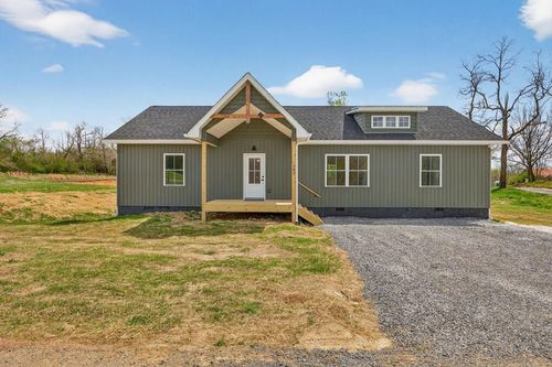 282 Dyer Ridge Rd, Baxter, TN, 38544-3818 | Card Image