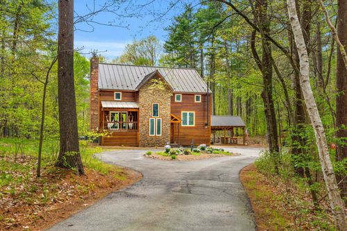 32 Morrison Rd, Windham, NH, 03087-1217 | Card Image
