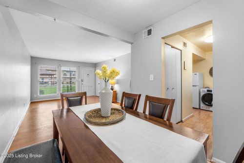 a-4-1970 Goldsmith Ln, Louisville, KY, 40218-2047 | Card Image