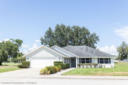 2992 Oaks Bnd, Bowling Green, FL, 33834-2095 | Card Image
