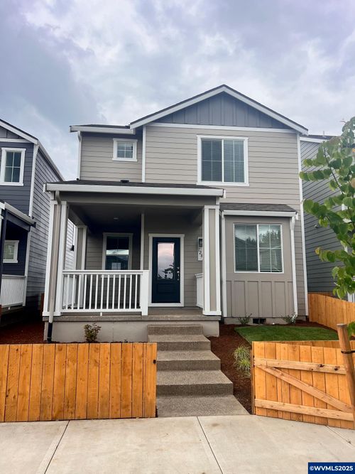 1281 Parkside Av, Woodburn, OR, 97071 | Card Image