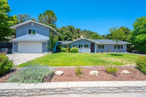 7635 Sombrilla Ave, Atascadero, CA, 93422 | Card Image
