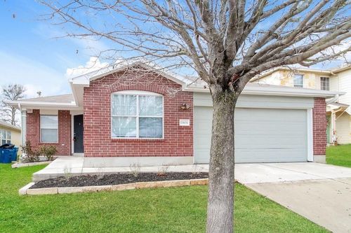 13604 Sierra Wind Ln, Elgin, TX, 78621-6015 | Card Image