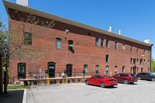 86 Lake St, Burlington, VT, 05401-5297 | Card Image