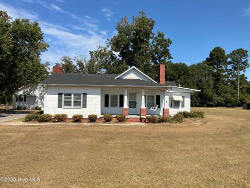 2290 Pleasant Grove Church Rd, Bladenboro, NC, 28320-8070 | Card Image