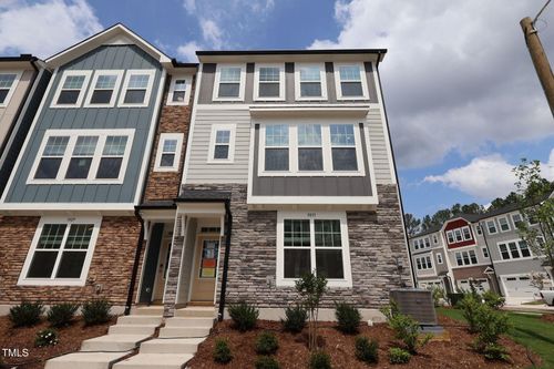 28-5031 Se Jowetts Walk Drive, Cary, NC, 27519 | Card Image