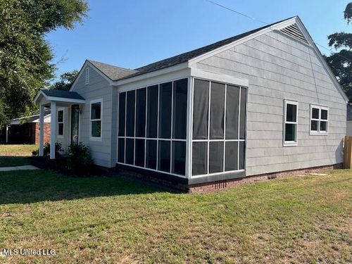 316 Porter Ave, Biloxi, MS, 39530-1965 | Card Image