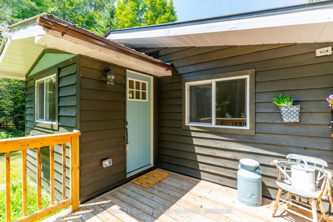 10979 Highway 118, House other with 3 bedrooms, 1 bathrooms and 8 parking in Algonquin Highlands ON | Image 33