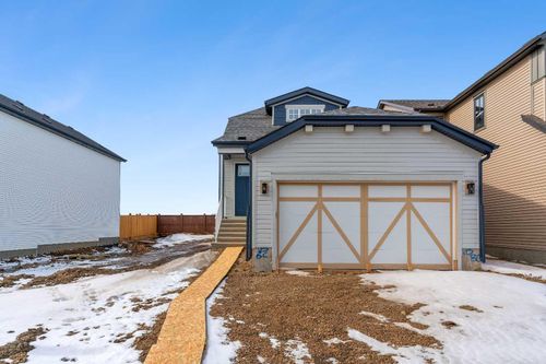107 Bartlett Cres Se, Calgary, AB, T3S0P6 | Card Image