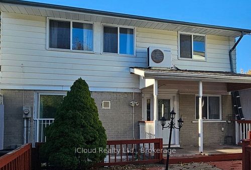 9 Hazelglen Crt, Brampton, ON, L6S1N7 | Card Image