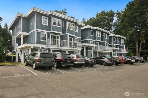 apt-b203-6705 204th St Sw, Lynnwood, WA, 98036-5946 | Card Image