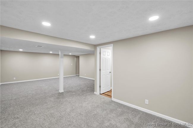 1801 Cliffwood Ct, Home with 4 bedrooms, 3 bathrooms and null parking in New Albany IN | Image 34