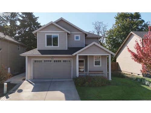2432 Robbins Way, Lebanon, OR, 97355-3999 | Card Image