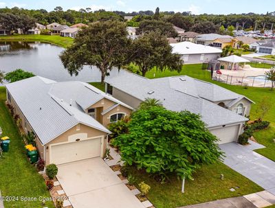 1515 Vista Lake Circle, House other with 3 bedrooms, 2 bathrooms and null parking in Melbourne FL | Image 2